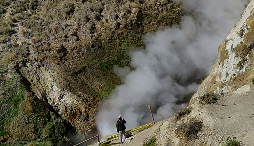 geyser pinchollo colca peru