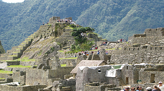 Guided Tour Of Machu Picchu Complex