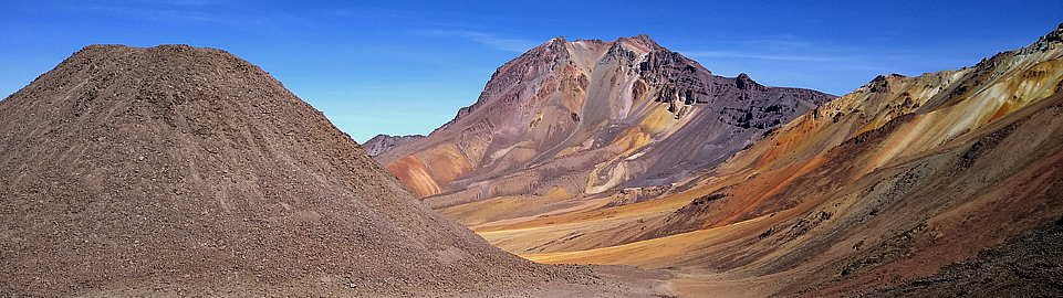 Puka Q'ello Trek Chachani Mountain