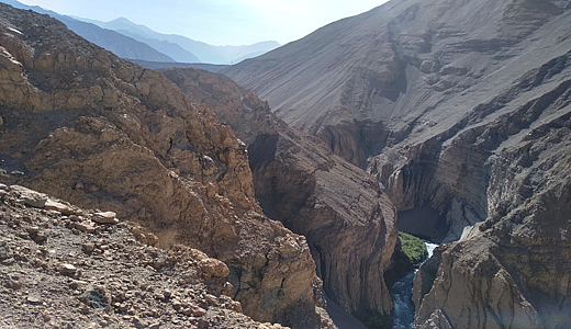 Tour Guide To Bottom Of Colca Canyon