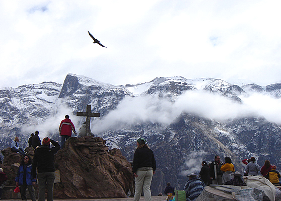 Condor Cross Viewpoint - Colca Canyon