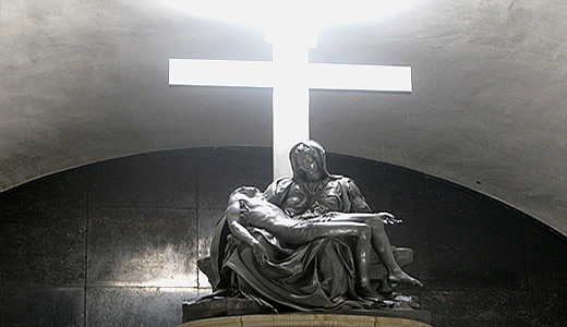 sculpture of La Pieta by Michelangelo