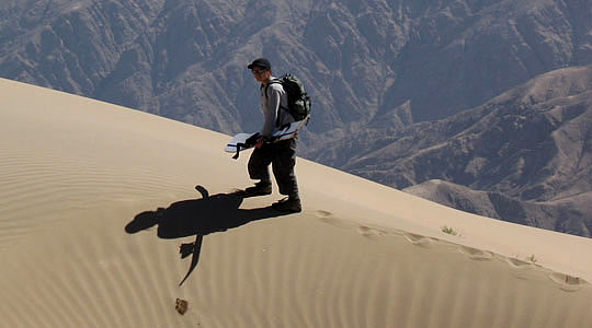 Climbing The Highest Sand Dune In The World - Cerro Blanco 2070m - Nazca